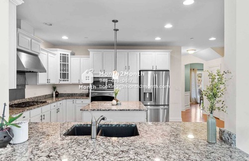 Libertyville Casa | Serene Haven on Cater Ln #41814