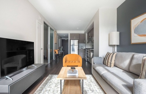 Civic Center Apartamento | Serene Hayes Valley 1BR w/ Movie Theater, nr Bars & Shops, by Blueground