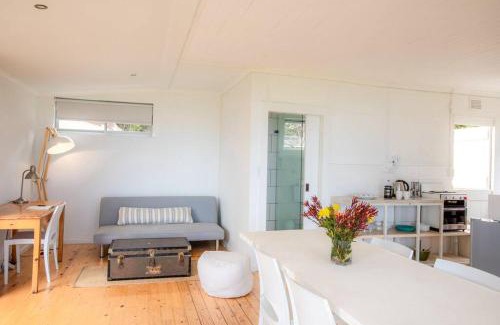 Cape Peninsula Casa | Serene Hide-Away with ocean views.