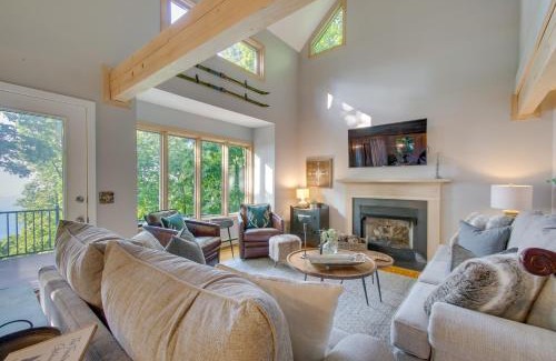 Pedlars Edge Casa | Serene Hideaway with Views, 1 Mi to Hike and Ski!