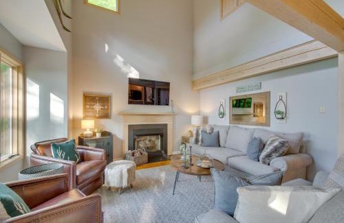 Pedlars Edge Casa | Serene Hideaway with Views, 1 Mi to Hike and Ski!