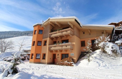 Vorderglemm Casa | Serene Holiday Home with Infrared Sauna in Salzburg