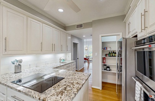 Lakeway Casa | Serene home overlooking Lake Travis with indoor-outdoor living & stunning views
