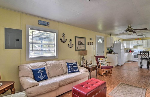 Chiefland Casa | Serene Home w/ Ramp, Walk to Wildlife Refuge!