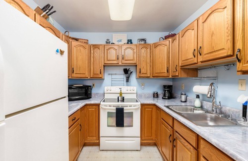 Saint Johns Casa | Serene Lake House at Indian Lake!