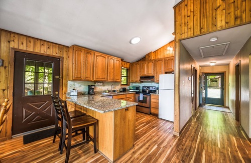 Mineral Casa | Serene lakefront home with free WiFi, private dock, game room, & central AC