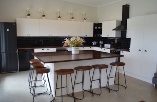 Kaingaroa Casa | Serene Lakeside Escape in Brand New Luxury House!