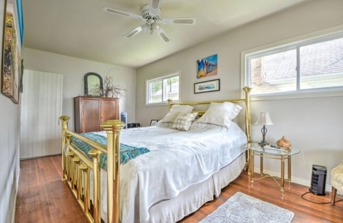 Town of Essex Cabaña | Serene Lakeside living! A charming three bedroom one bath cottage