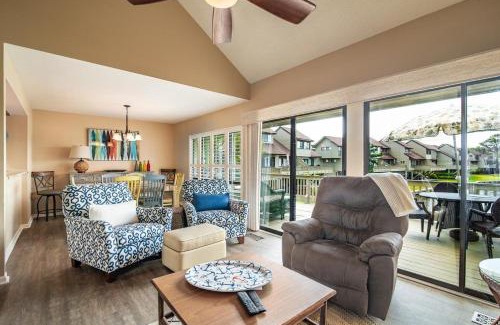 Litchfield by the Sea Casa | Serene Lakeview Retreat 3BR Villa Beach Access
