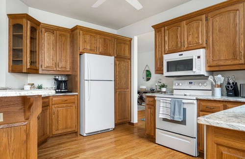 Branch Casa | Serene Lakeview Retreat on Lake Michigan - Minutes to Whistling Straights