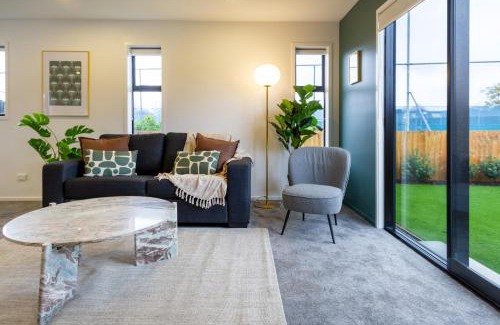 Christchurch Apartamento | Serene Living 2 bed with Carpark