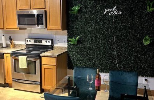 Downtown West Apartamento | Serene Living Downtown STL Loft