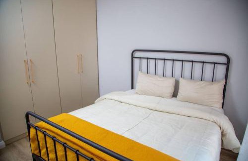 Hartbeespoort Apartamento | Serene Luxury at Amigo House