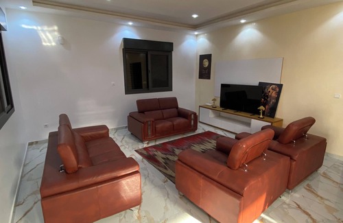 La Somone Villa | Serene Luxury Retreat and Relaxation Oasis
