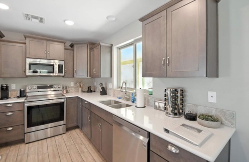 Marana Casa | Serene Marana Retreat - Stunning Views, Wraparound Porch & Comfort