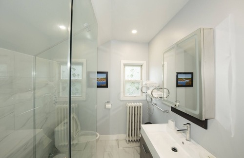 Niagara Falls Casa | Serene Niagara Inn