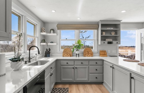 East Sandwich Casa | Serene Oceanfront Getaway w/ Stunning Views