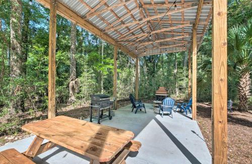 Old Town Casa | Serene Old Town Getaway Near Suwannee River!