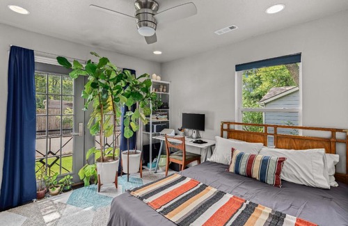 Fayetteville Casa | Serene On Maple - Close to DT and U of A