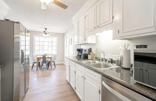 Irmo Casa | Serene on Sonning- Close to I-26- 20 Mins to Midtown