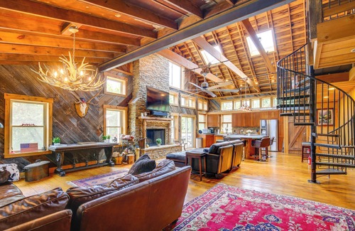 Pacific Casa | Serene Pacific Getaway: Deck, Grill & Fire Pit!