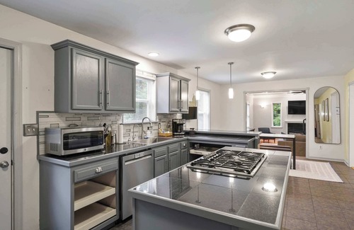 Schuylerville Casa | Serene Poolside Retreat | 4 Bed, 2 Bath | Near Saratoga