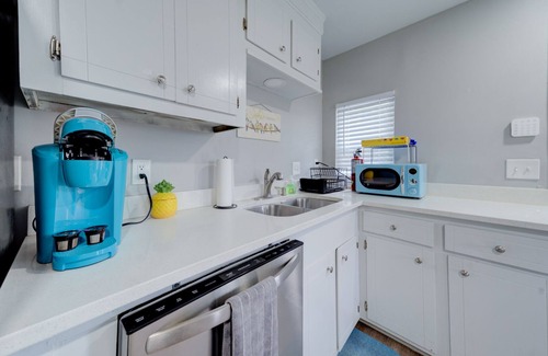 North Charleston Casa | Serene Private Renovated Charleston Getaway