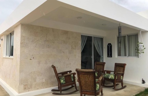 Higuey Casa | Serene retreat in a residential area