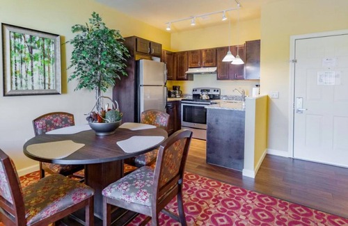 Pittsfield Condominio | Serene Retreat in the Scenic Berkshire Mountains