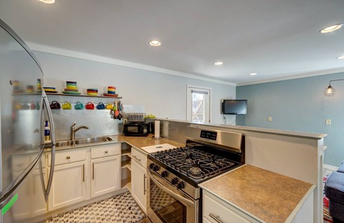 Howard Apartamento | Serene River Place Retreat Unit 1, 2-bedroom condo nestled along the river in Howard, CO.