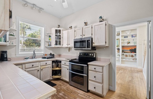 Indian River Estates Casa | Serene Riverside Retreat on Indian River Lagoon. 3/3 Pet Friendly in Ft Pierce