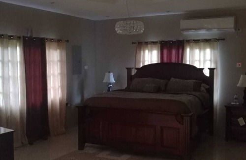 Rio Claro-Mayaro Casa | Serene, rural gateway. Ideal for couple or family time away