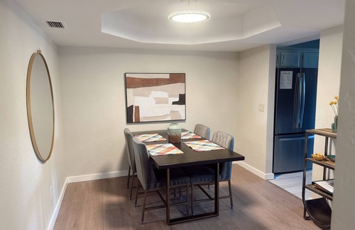 South Scottsdale Condominio | Serene Scottsdale condo with GOLF COURSE view!