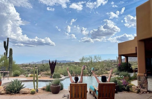 Rio Verde Foothills Apartamento | Instalación exclusiva de 62 acres para el rancho / equino en el desierto de Sonora