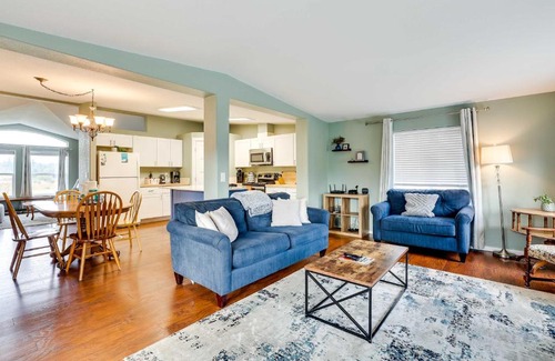Sequim Casa | Serene Sequim Retreat with Deck Pets Welcome!