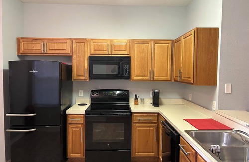 Tampa Casa | Serene & Spacious Townhome. Two story townhome in a quiet community.