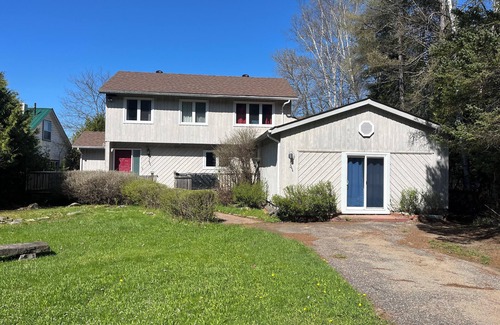 Madawaska Valley Casa | Serene Sunsets at our Kamaniskeg Lake Home