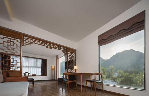 Diecai Hotel | Serene Vale Inn offers a complimentary one-way high-speed rail pickup service for guests staying two nights or longer
