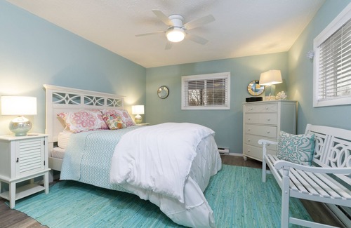 Jamestown Casa | Serene Views! Contemporary Cottage on the Historic North End of Jamestown