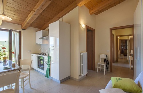 Pergola Villa | Villa Serena, Pérgola Tranquila