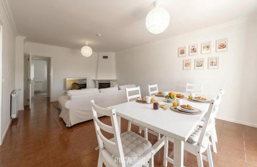 Famalicao Villa | Serene Villa