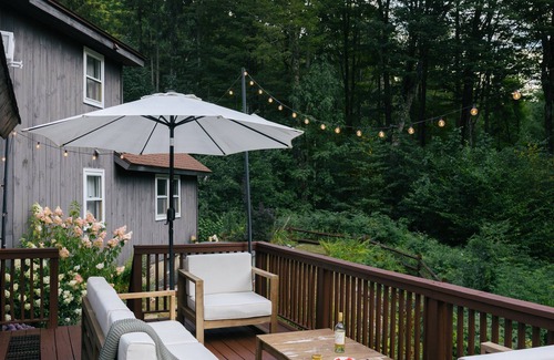 East Haven  Rutland County Casa | Serene Woodland Retreat | Leaf-Peeping Paradise This Autumn, VT. 20 min to Killington/14 to Pico.