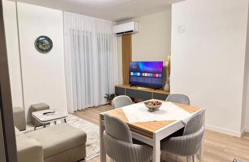 Bajram Curri Apartamento | Serenità Apartment