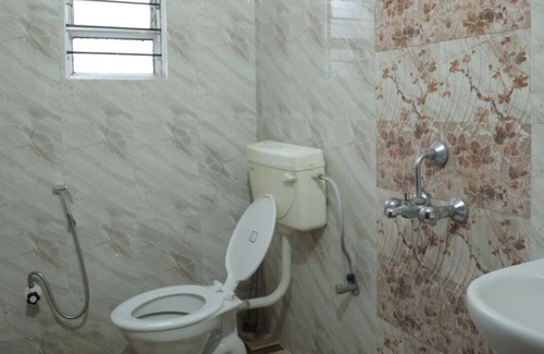 Sualkuchi Apartamento | Serenite Retreats - Premium 3BHK Suite