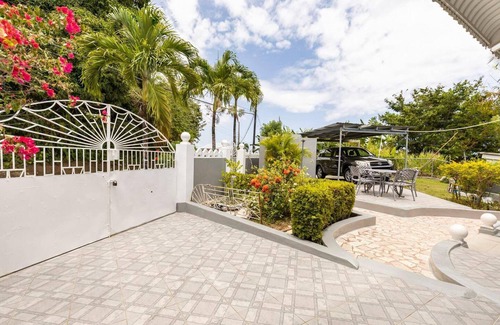Port Antonio Apartamento | Serenity 2-bed Apartment in Port Antonio, Portland