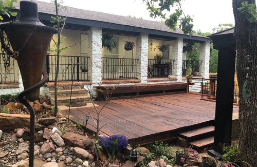 Flower Mound Casa | 3-bedroom bungalow in phenomenal Flower Mound with WiFi, AC