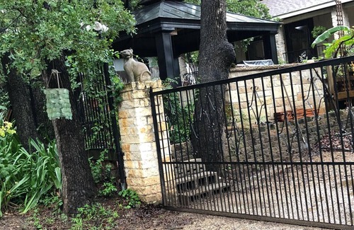 Flower Mound Casa | 3-bedroom bungalow in phenomenal Flower Mound with WiFi, AC