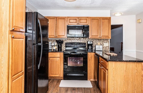 Albrightsville Chalet De Esquí | ~Serenity~A Unique Destination -3BR/3BATH/Gameroom-- Close to Skiing & Lake Fun