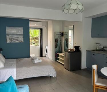 Anatolikos Sinikismos Apartamento | Serenity and Relaxing Studio