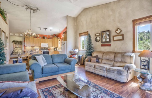 Florissant Casa | Serenity at Bear Lodge,Fantastic Sangre de Cristo Mountain Views,RV Parking,Dogs Considered with Fee